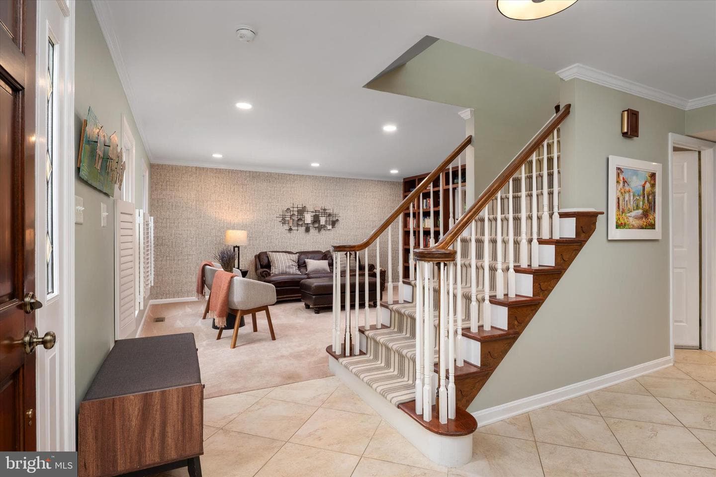 8391 Vineland Court photo 6