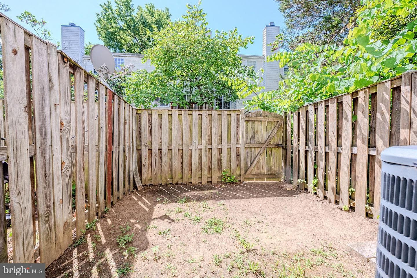 1687 Hart Court photo 25