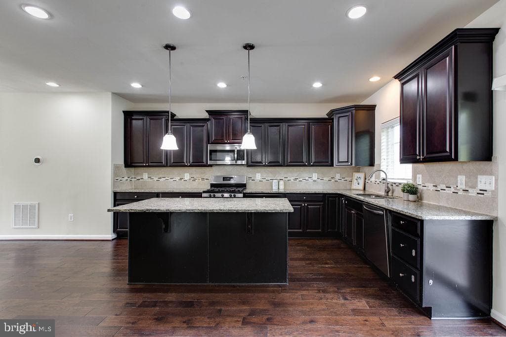 7108 River Birch Drive photo 12