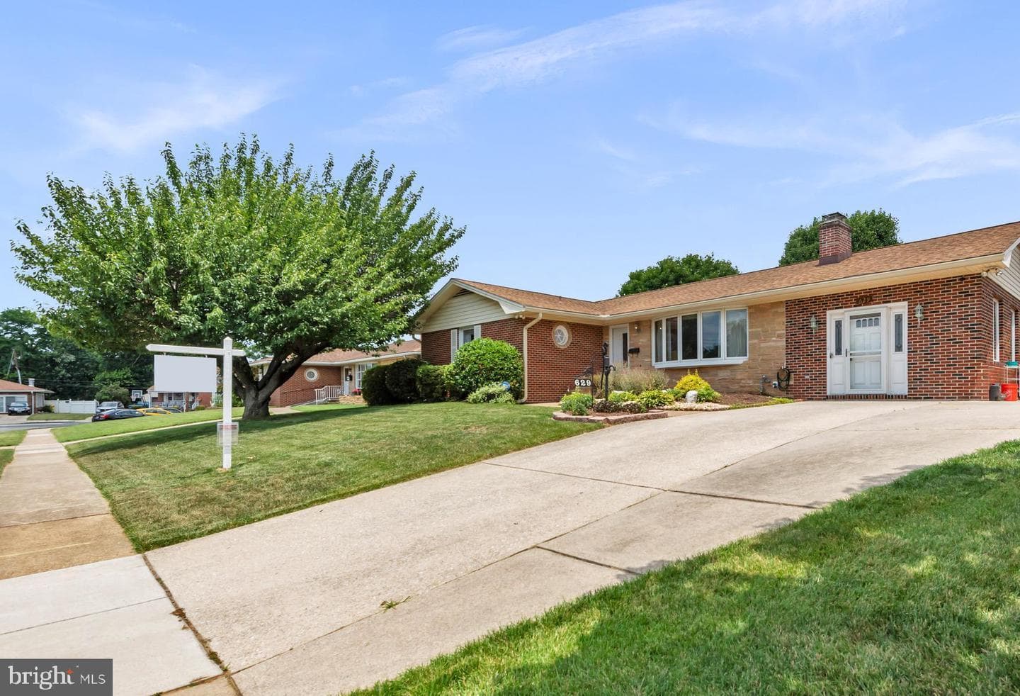 629 Gayle Drive photo 3