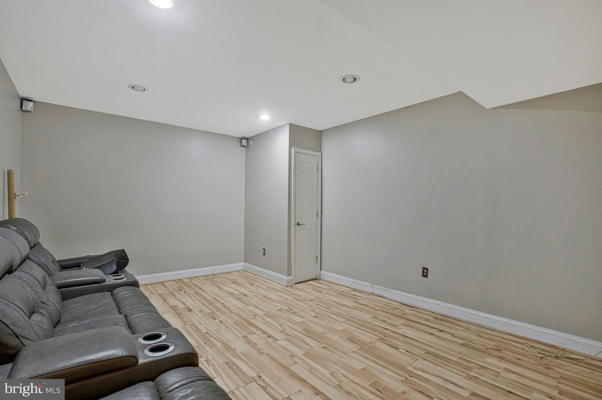 8214 Deerbrooke Court photo 31