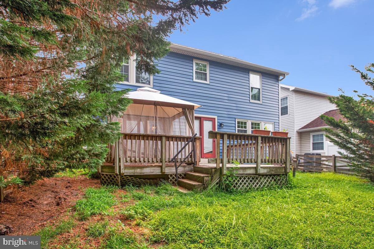 8214 Deerbrooke Court photo 38