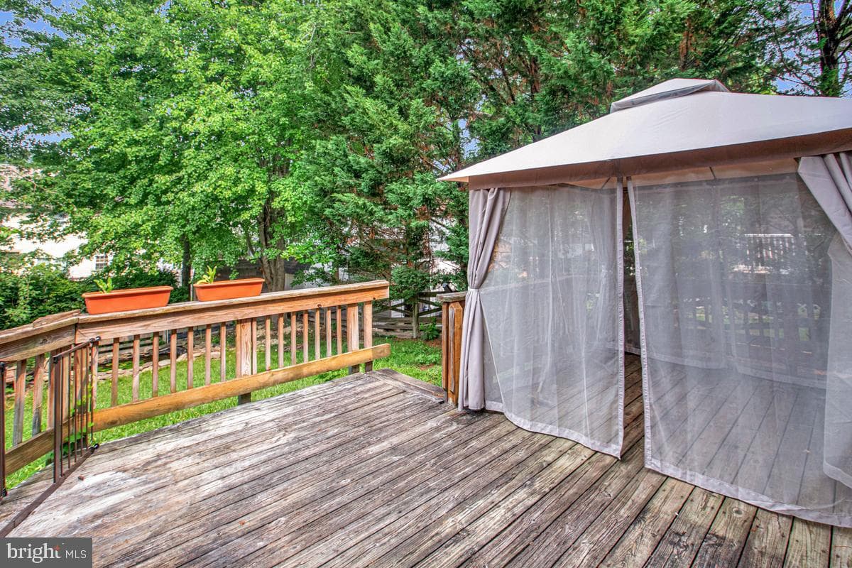 8214 Deerbrooke Court photo 41