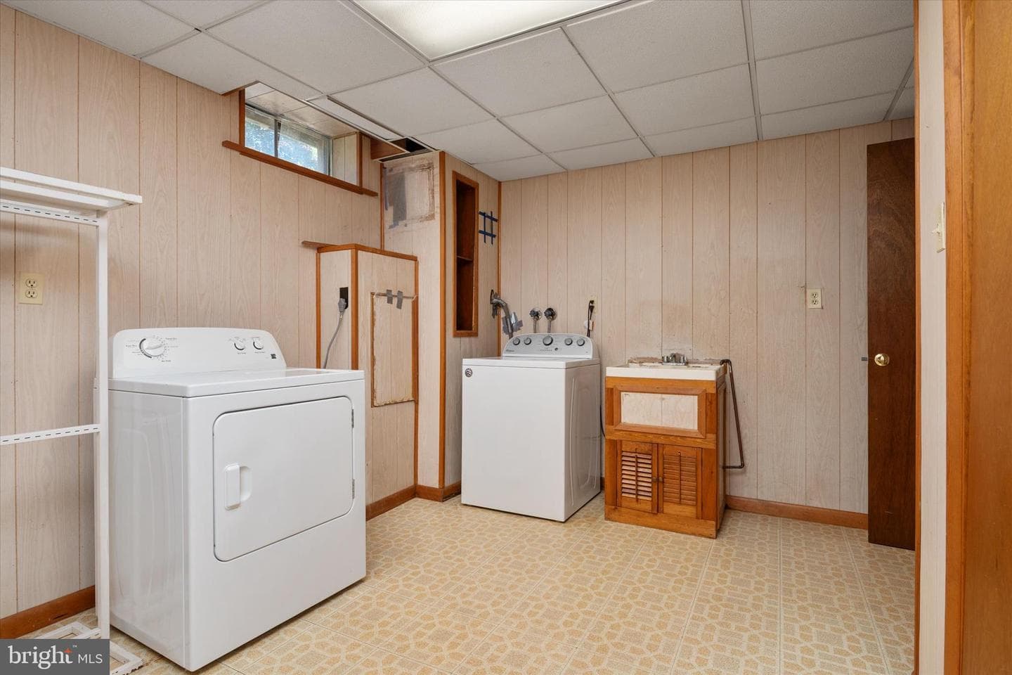 1625 Severn Run Court photo 34