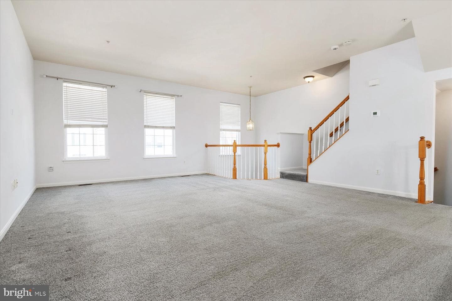 1020 Meandering Way photo 8