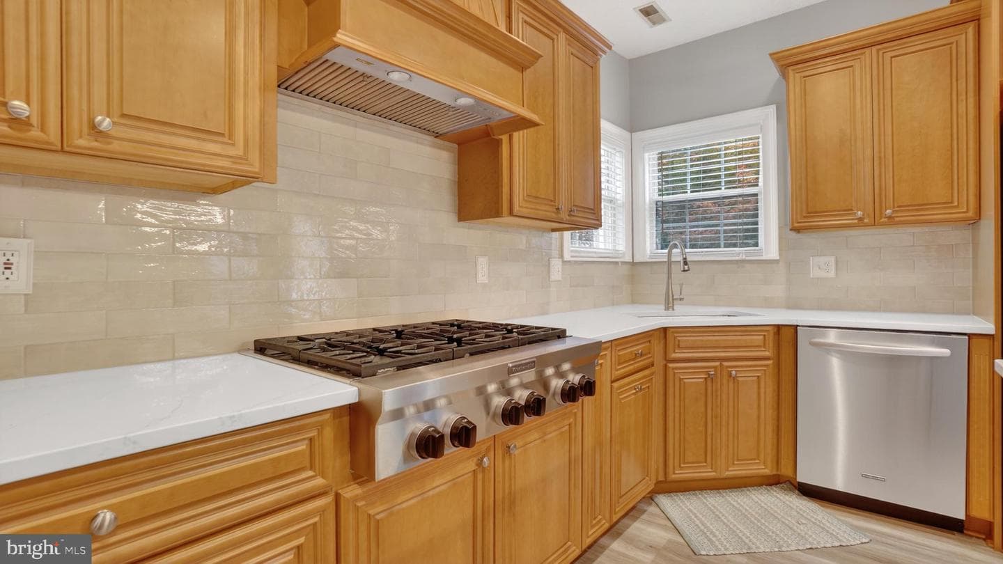 2441 Kemper Road photo 16