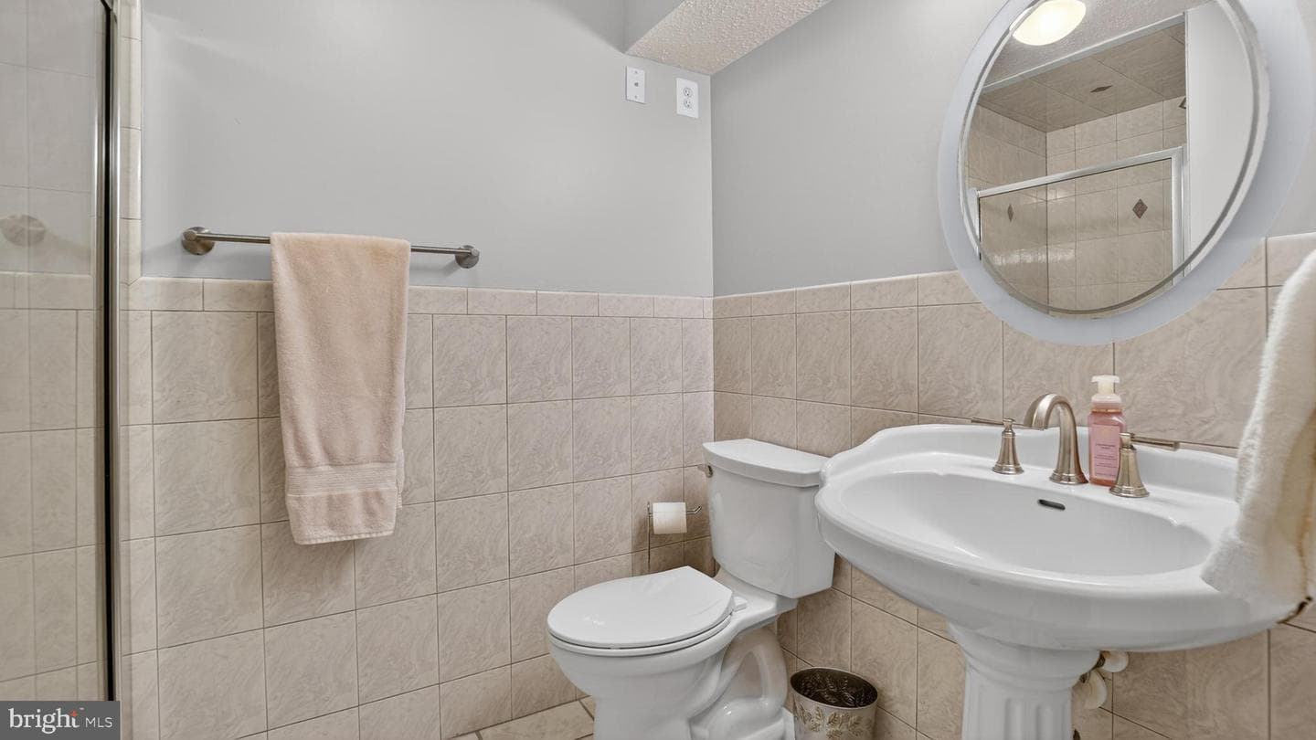 2441 Kemper Road photo 54