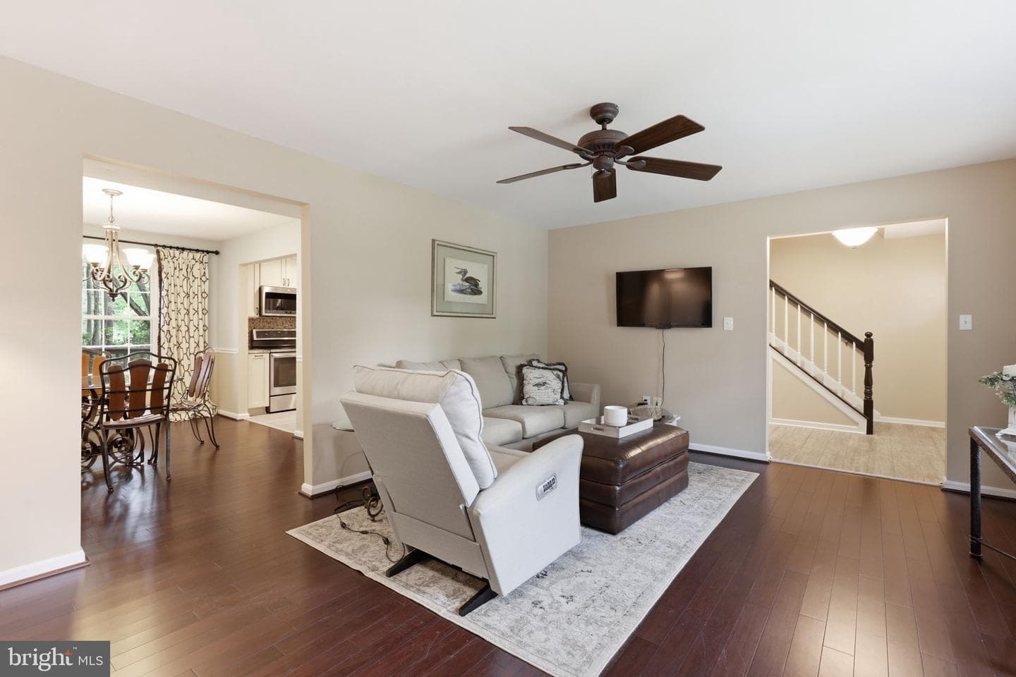 5503 Manistique Court photo 9
