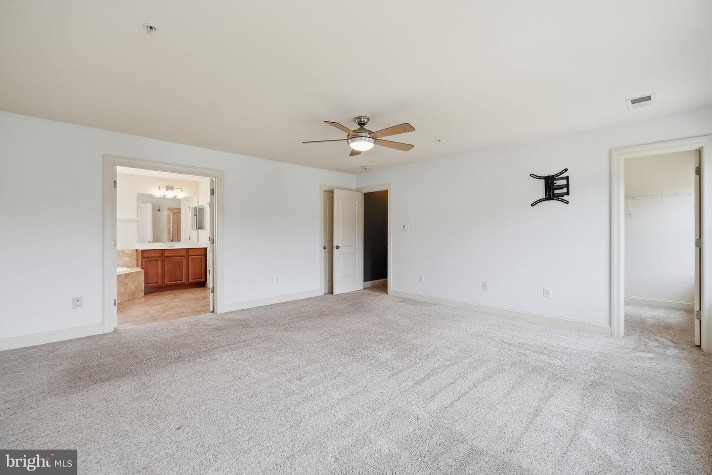 209 Long Hill Court #7 photo 16