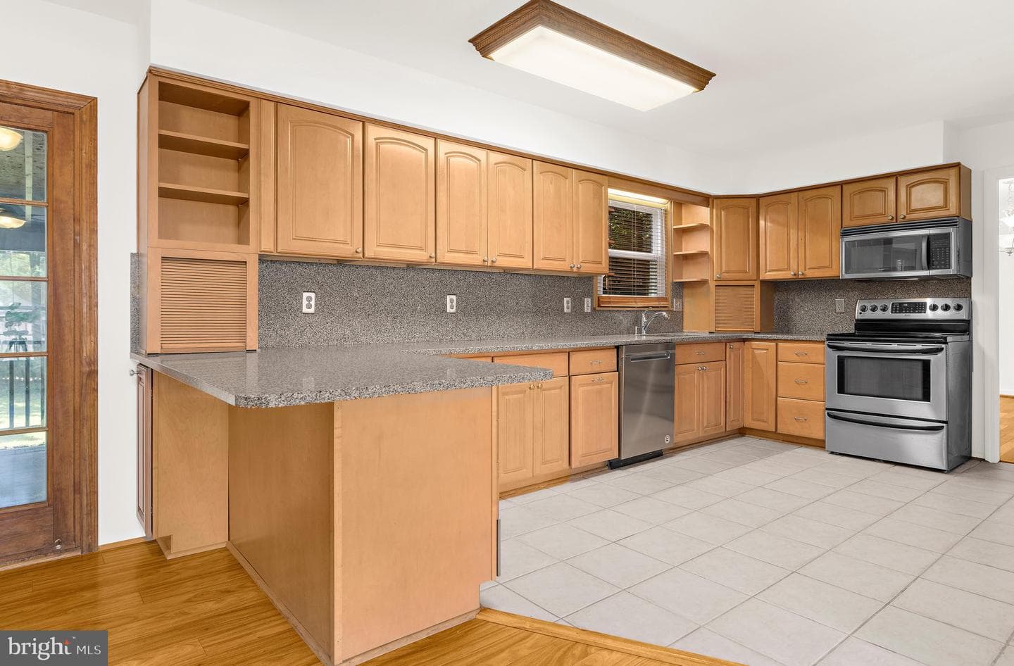 685 207th Street photo 21