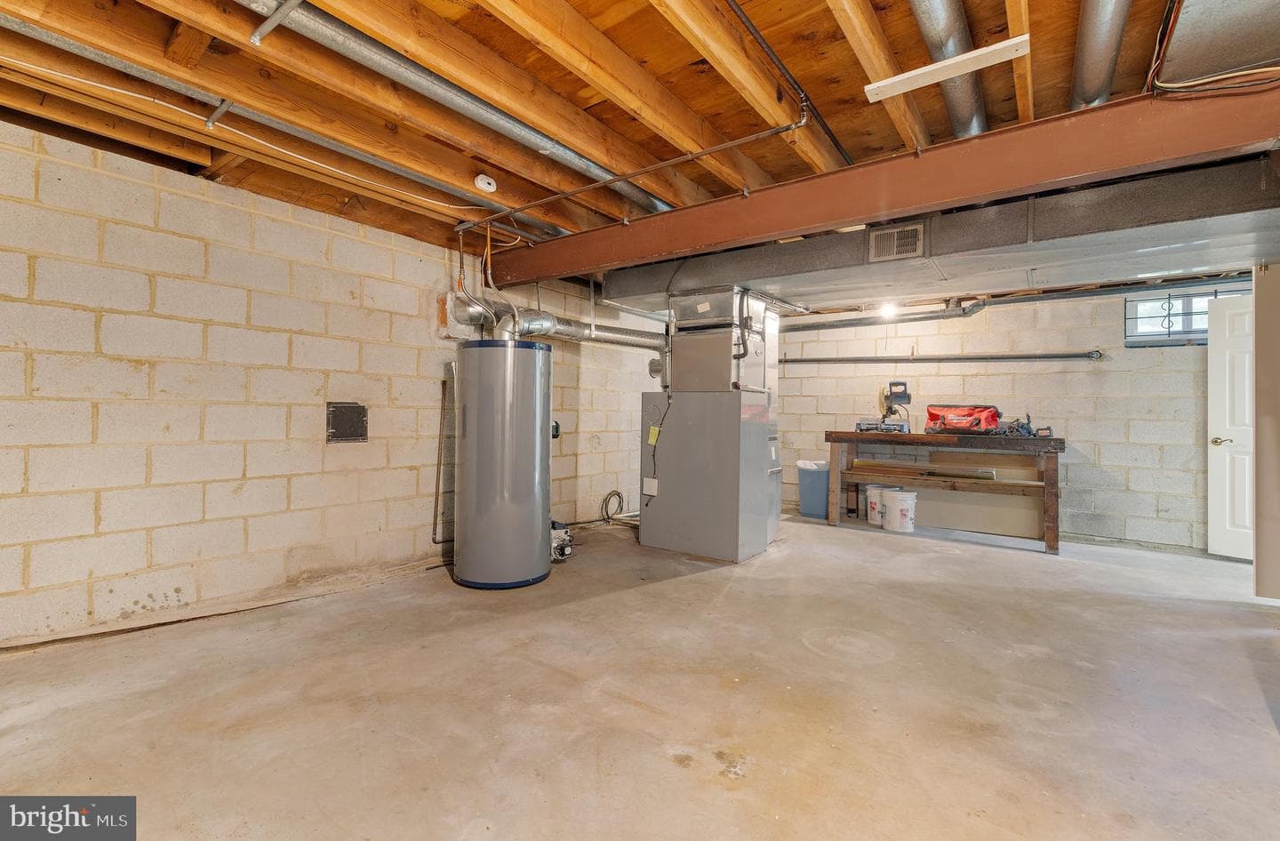 685 207th Street photo 44