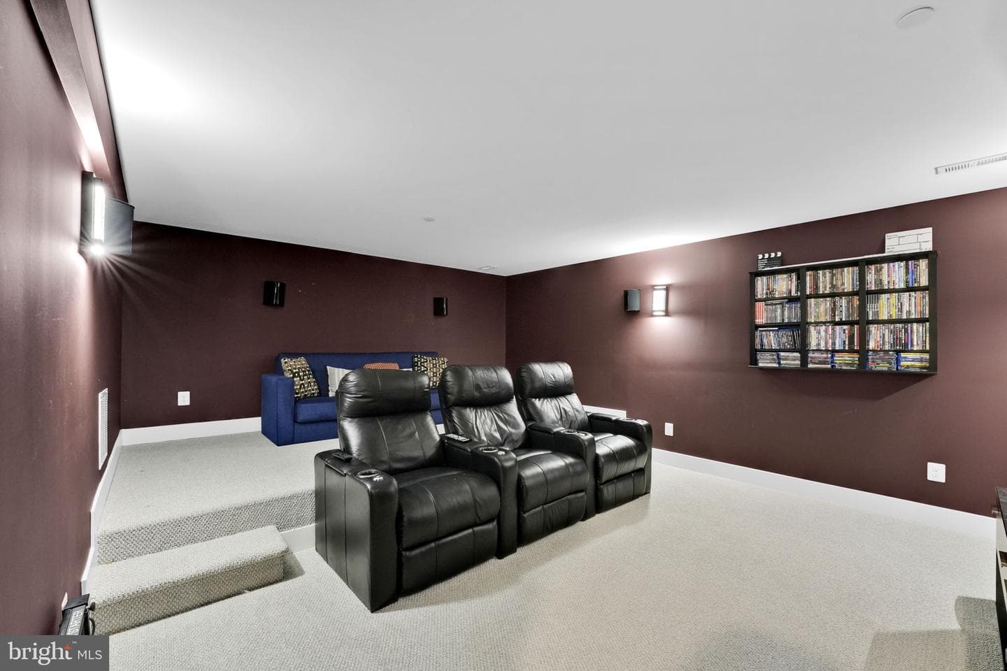 8215 Athena Lane photo 43