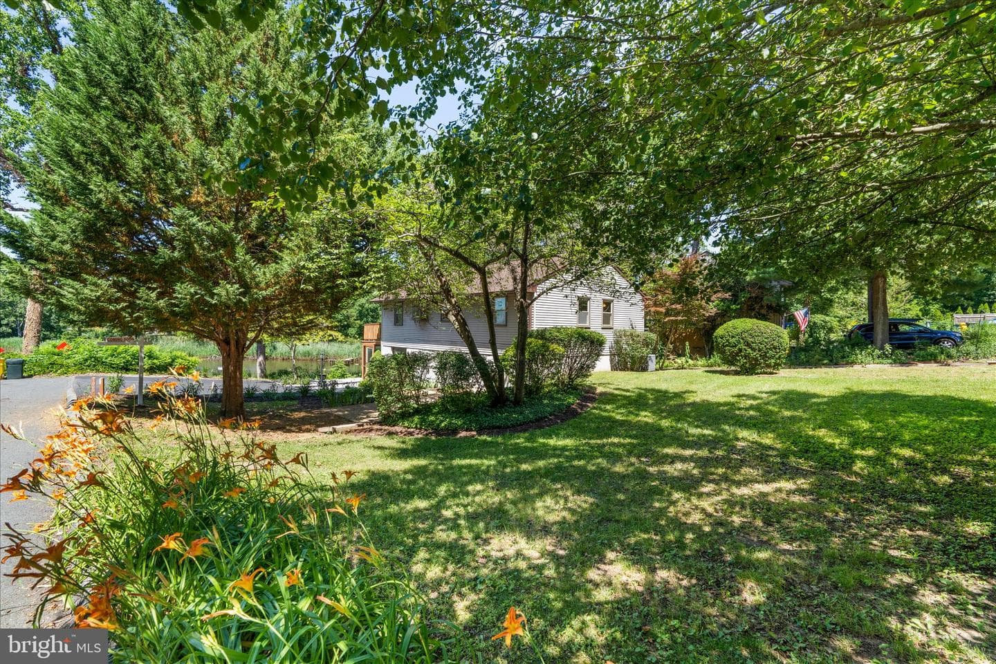 1000 Lakeview Lane photo 5