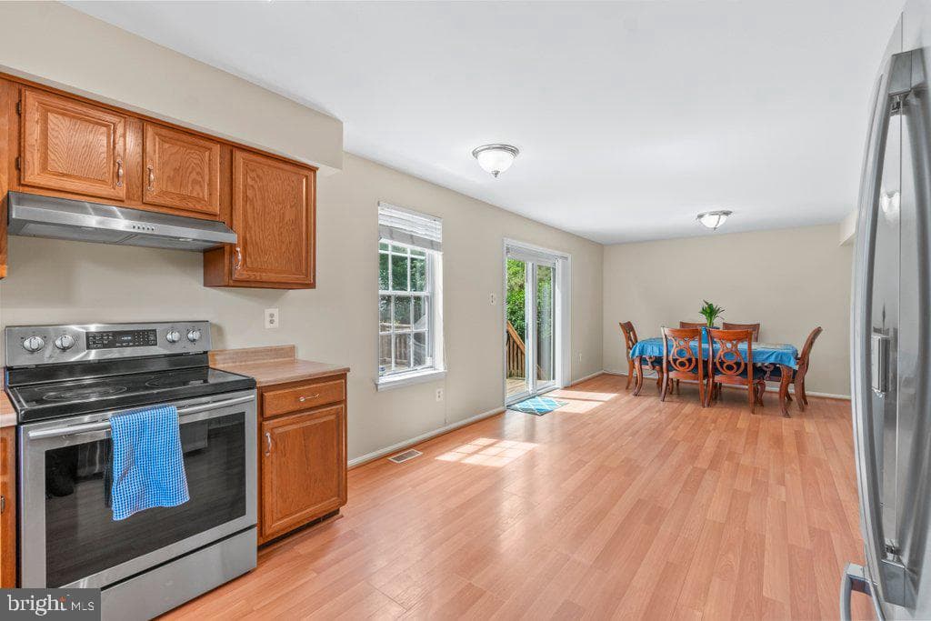 263 Capote Court E photo 11