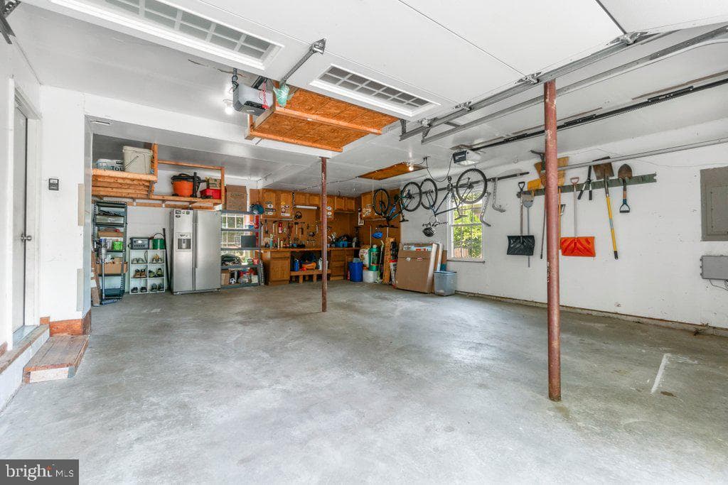 263 Capote Court E photo 39