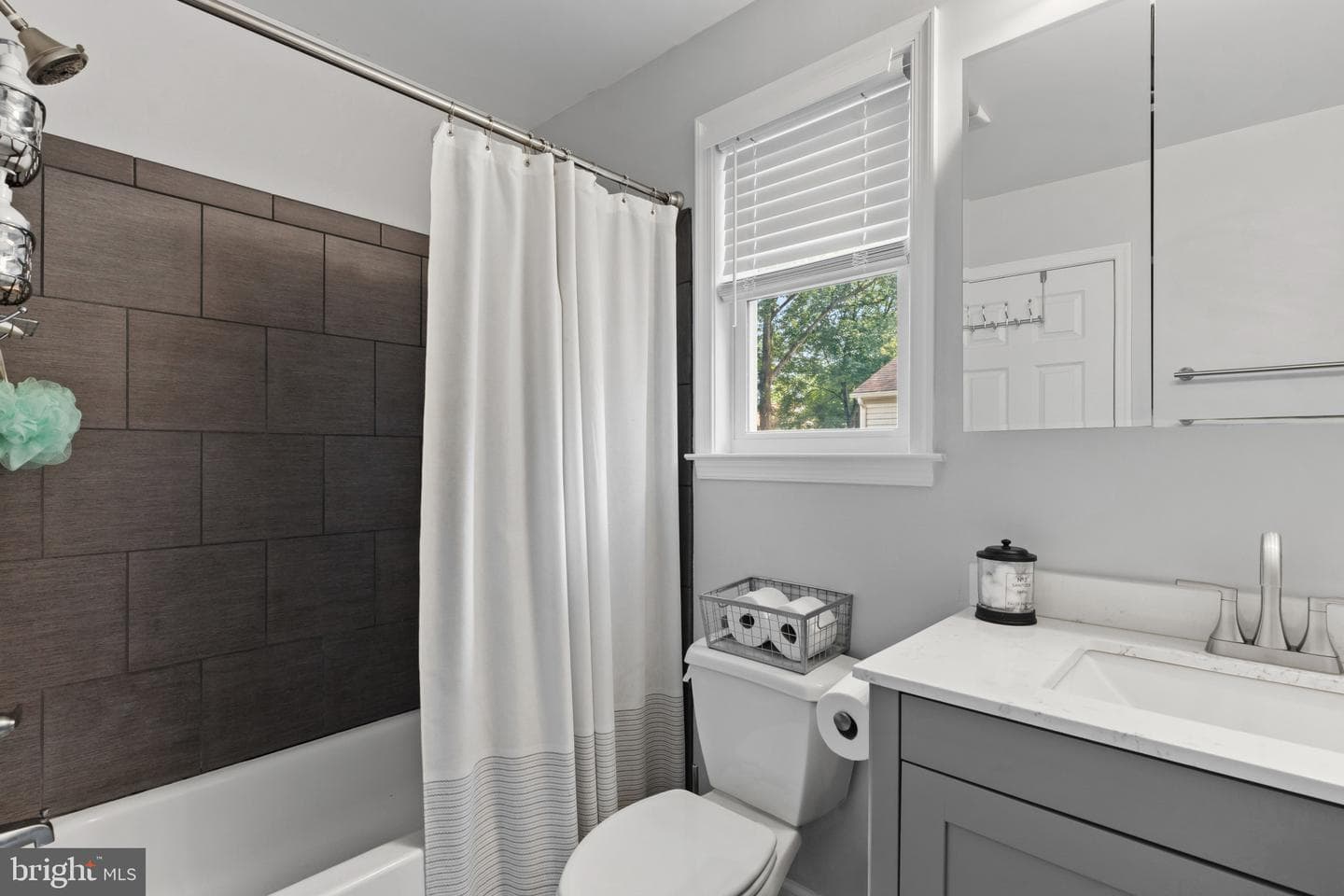 1731 Friar Court photo 35