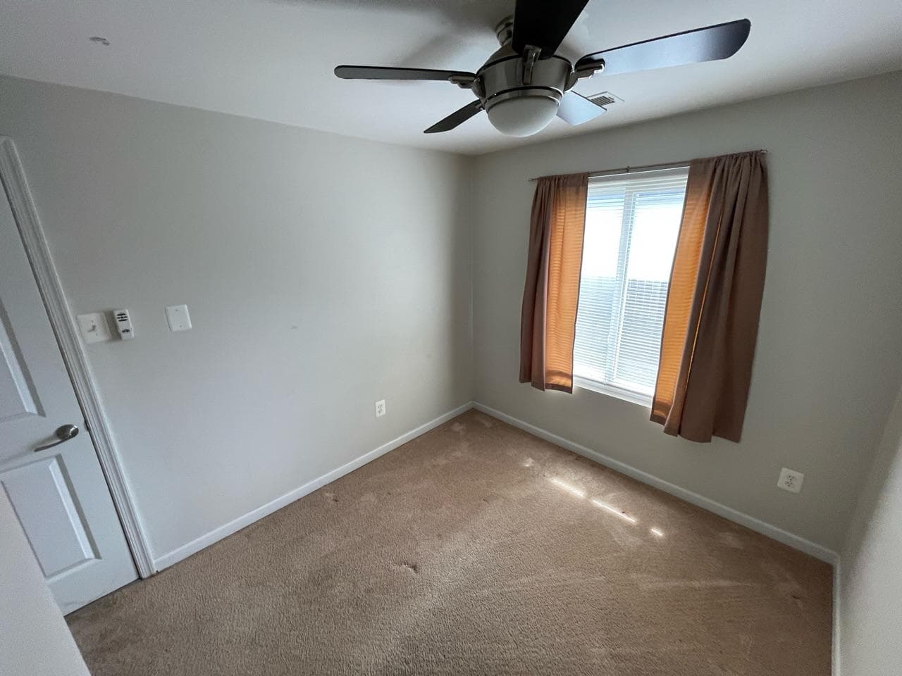 1172 Cedar Avenue photo 23