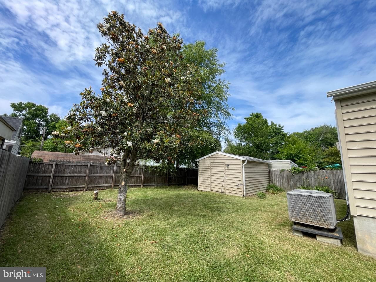 1172 Cedar Avenue photo 32