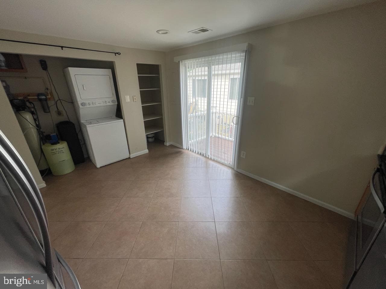 1172 Cedar Avenue photo 9