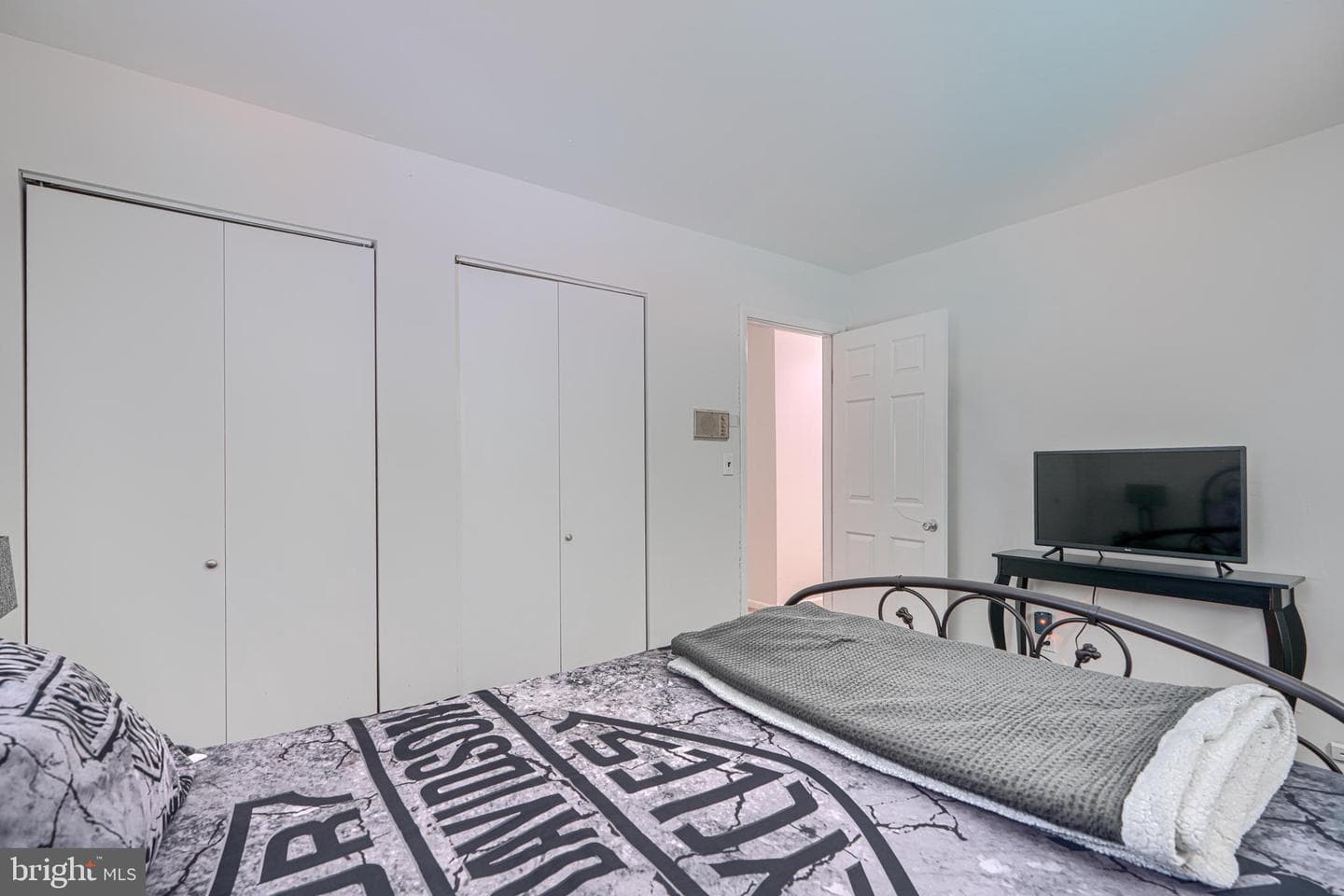 256 Heartwood Court photo 14