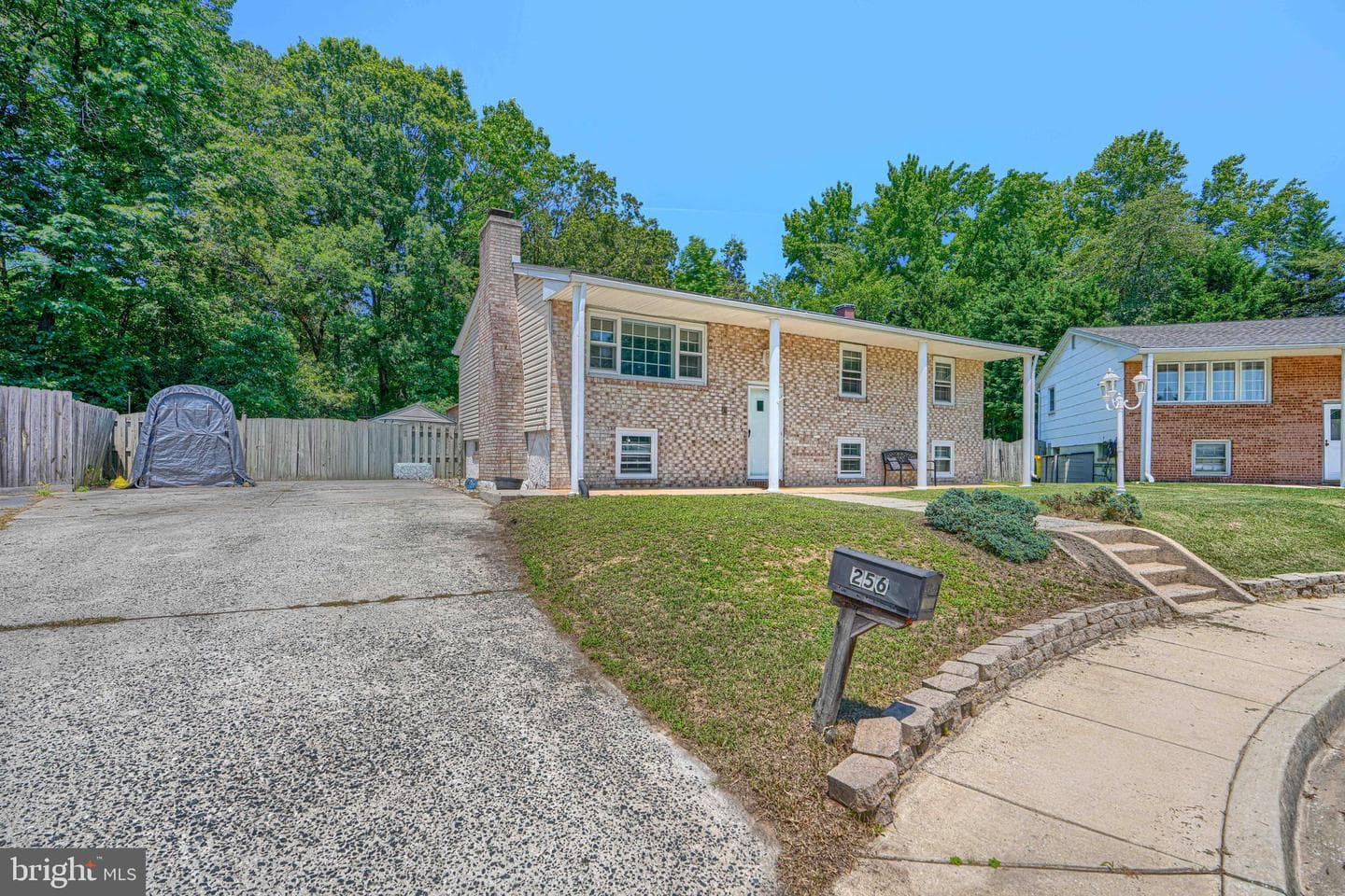 256 Heartwood Court photo 4