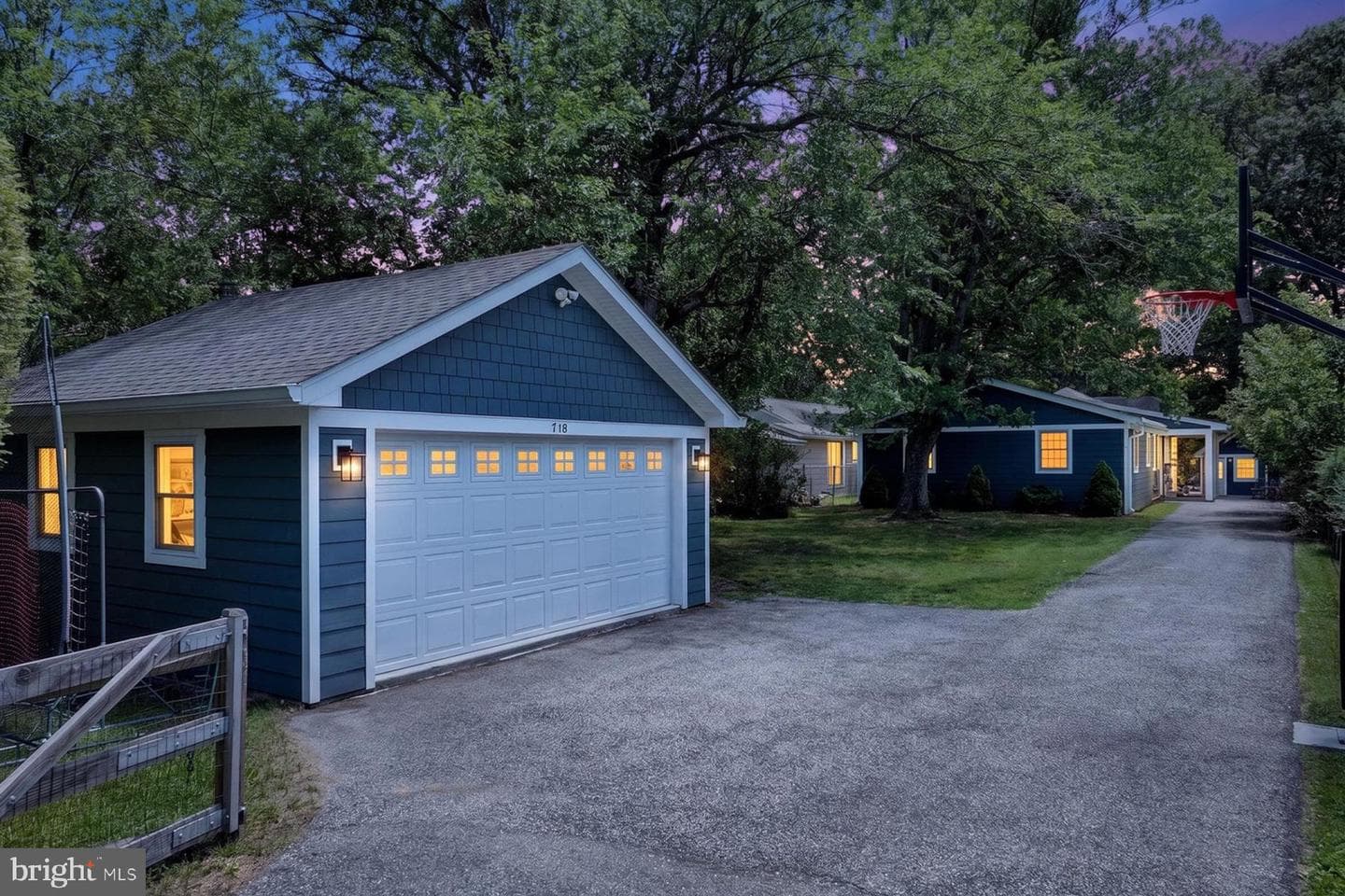 718 Dill Road photo 3