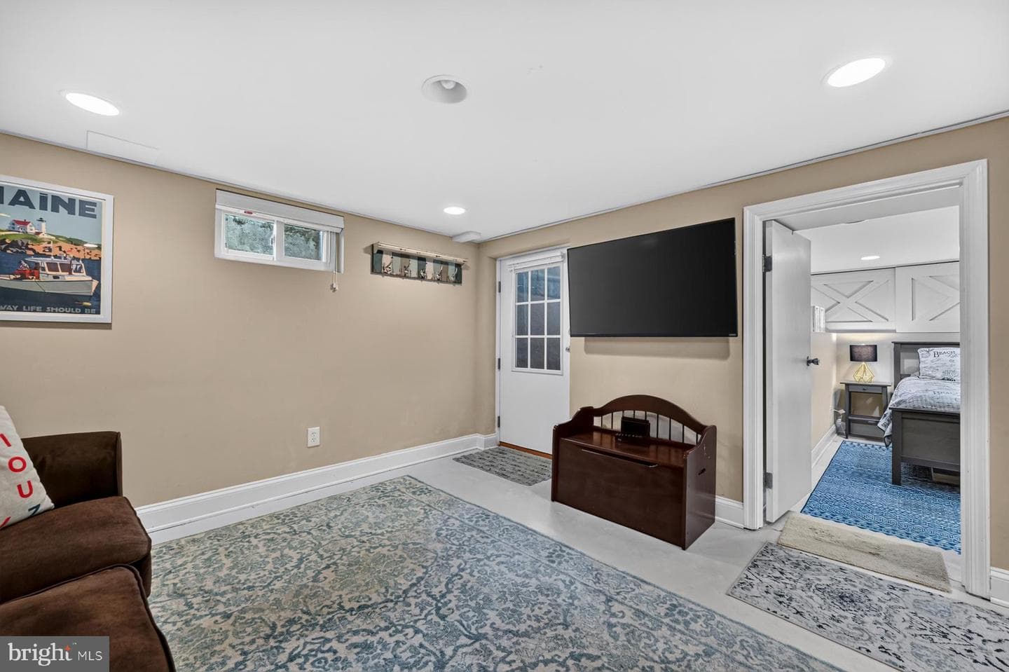 718 Dill Road photo 44