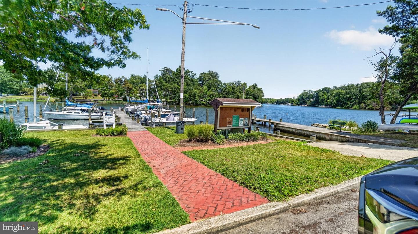 415 Fairmount Drive photo 35