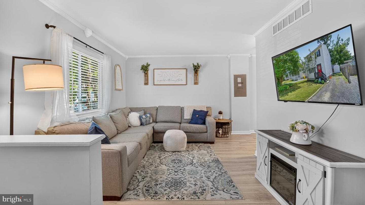 415 Fairmount Drive photo 6