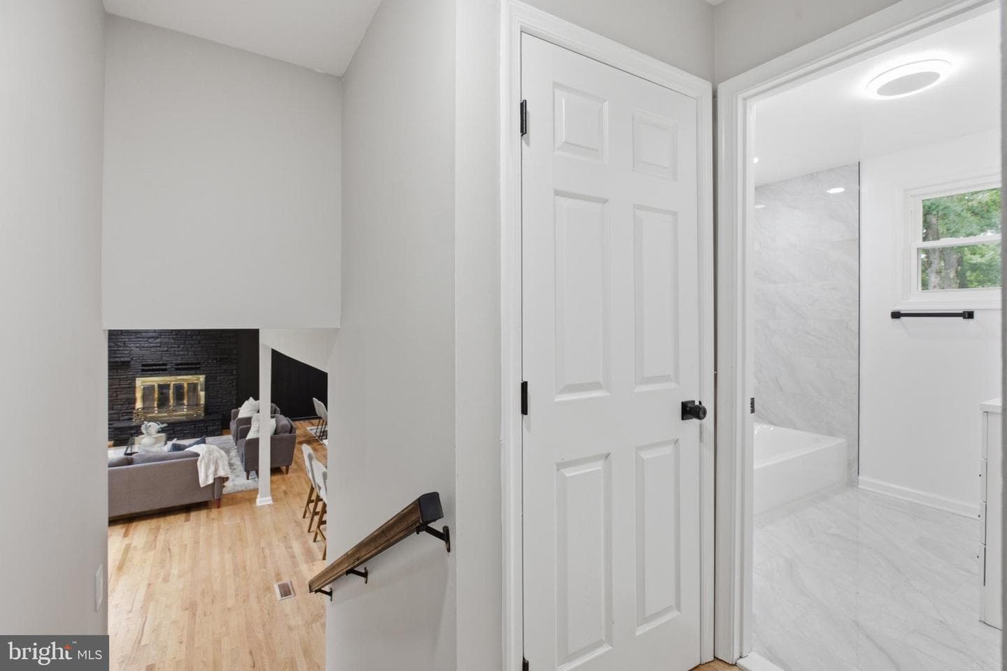 896 Forest Lane photo 26