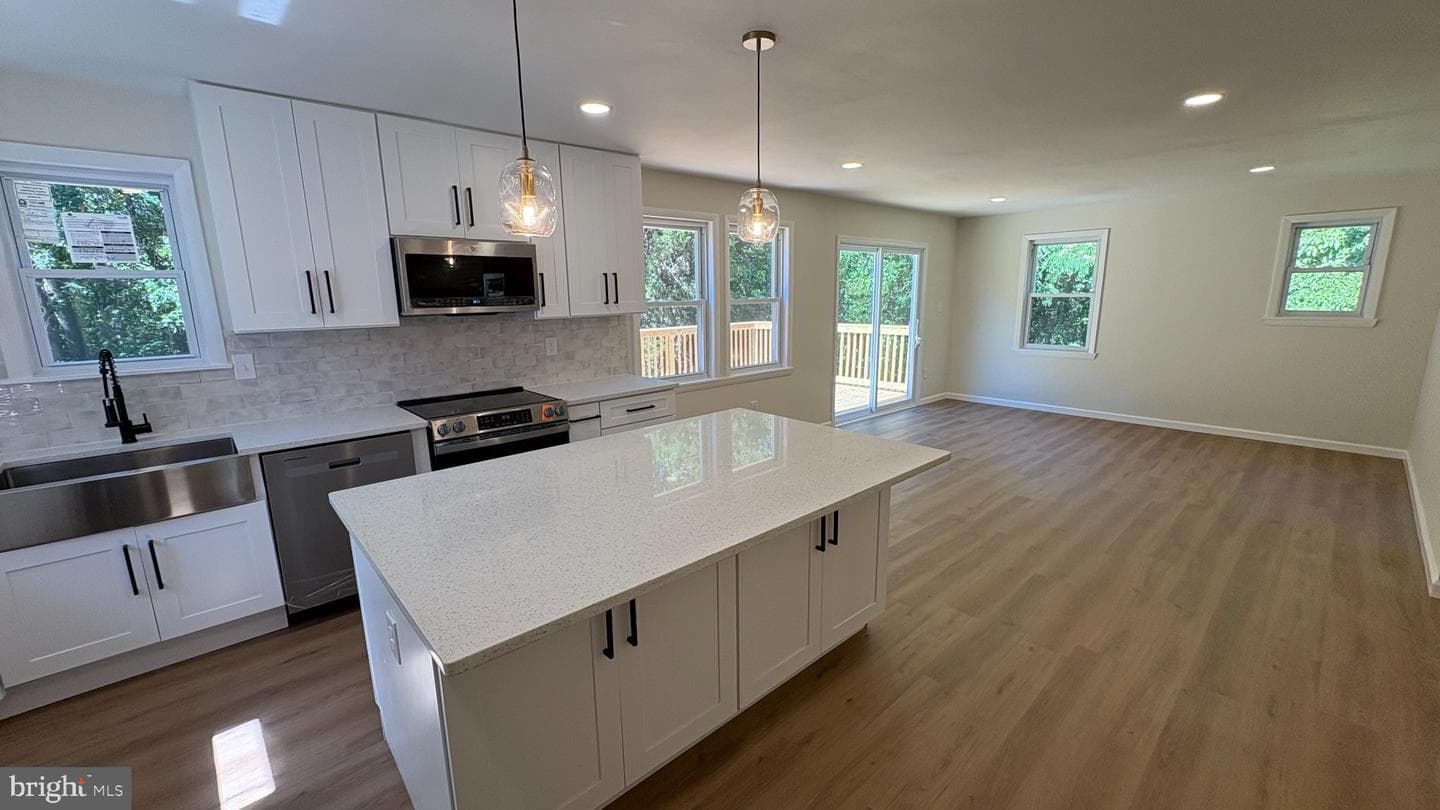 105 Simmons Road photo 10