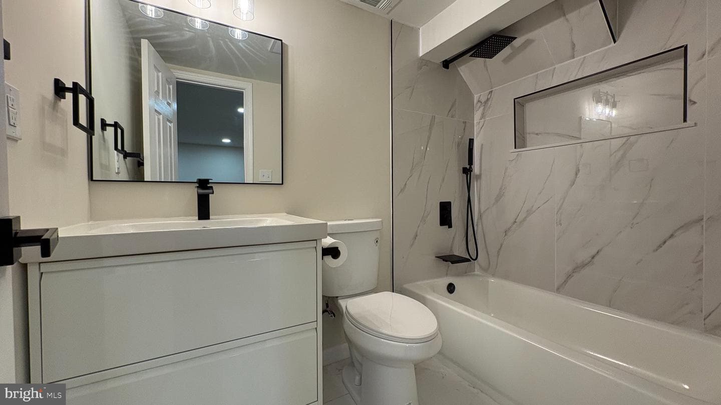 105 Simmons Road photo 16