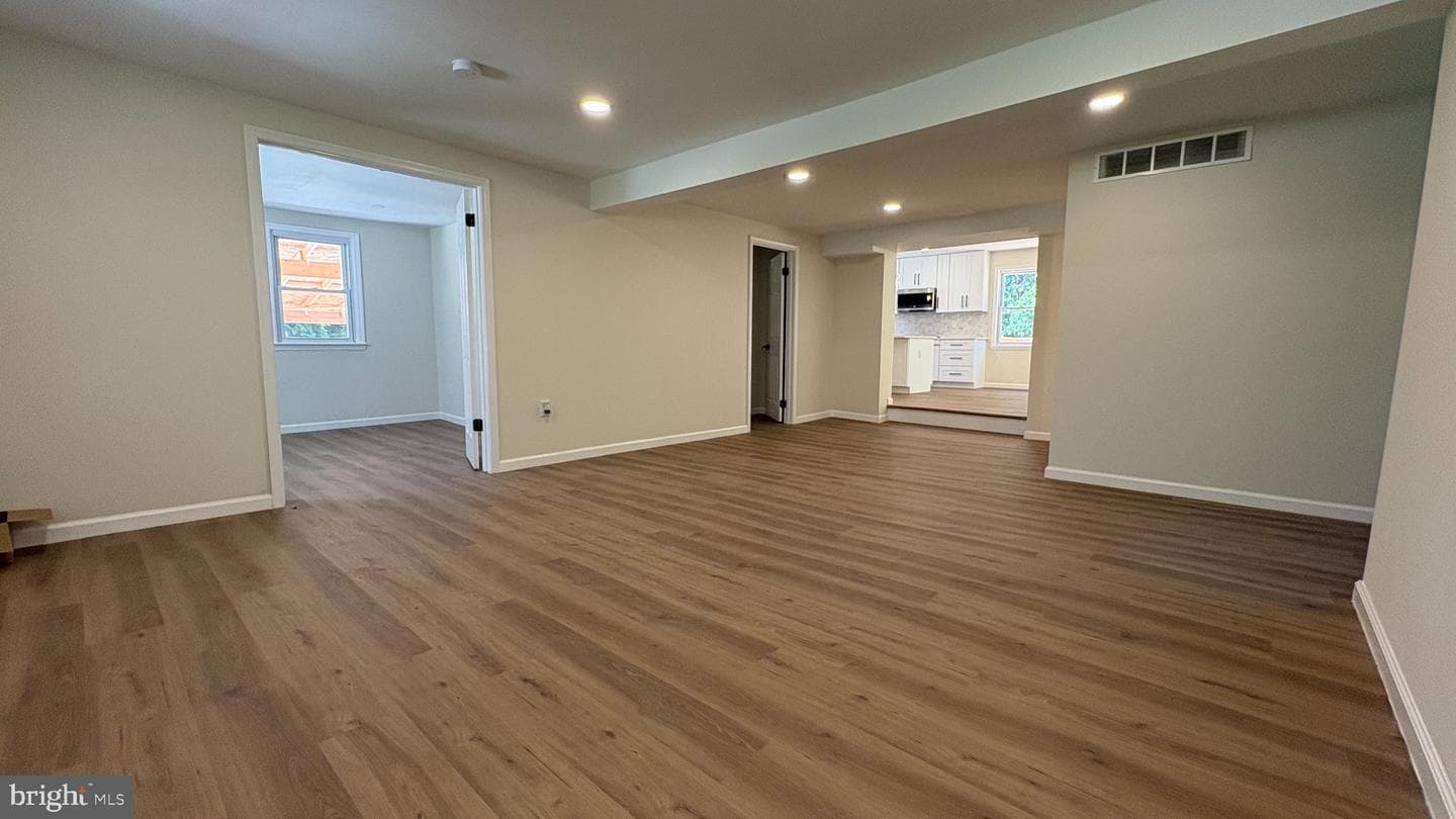 105 Simmons Road photo 4