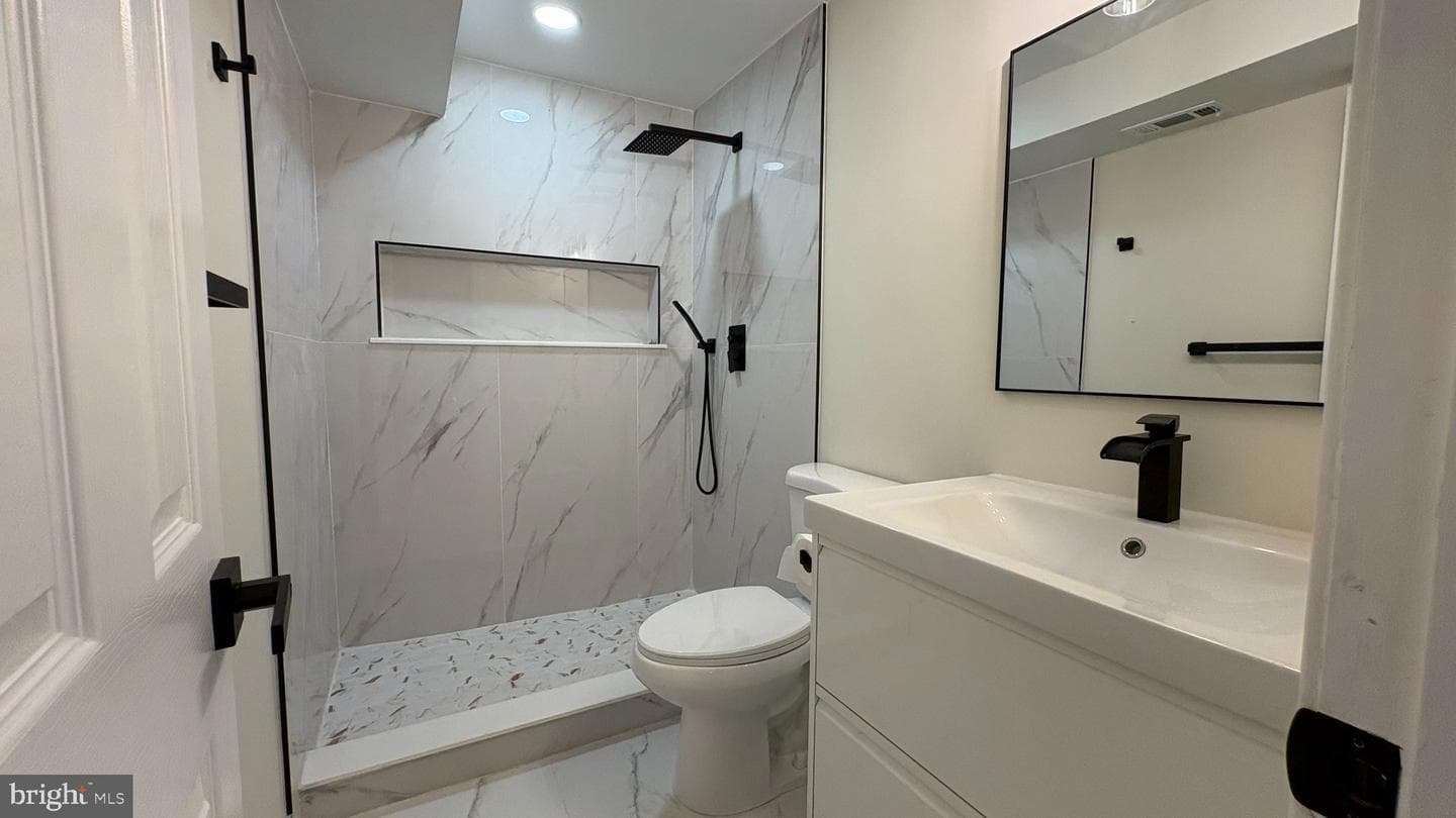 105 Simmons Road photo 7