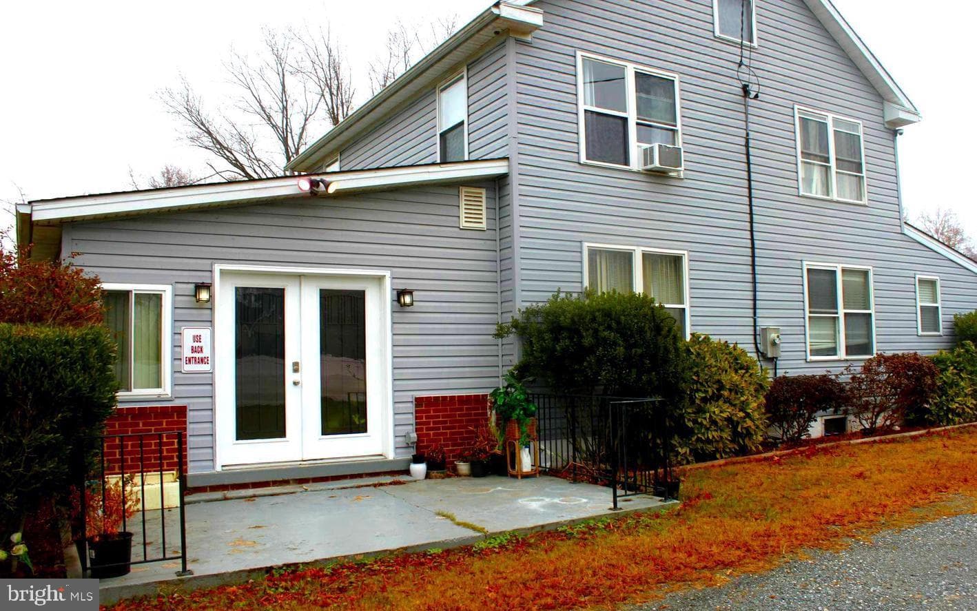 6213 Shady Side Road photo 2