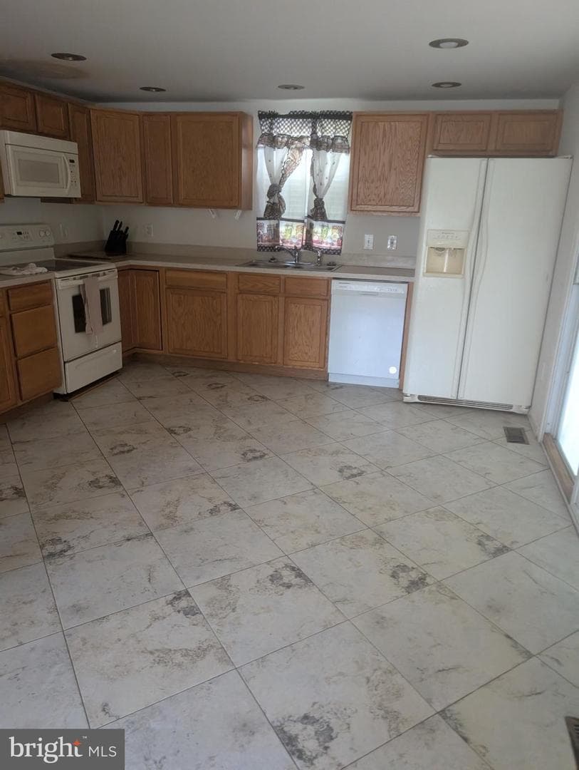 6213 Shady Side Road photo 9