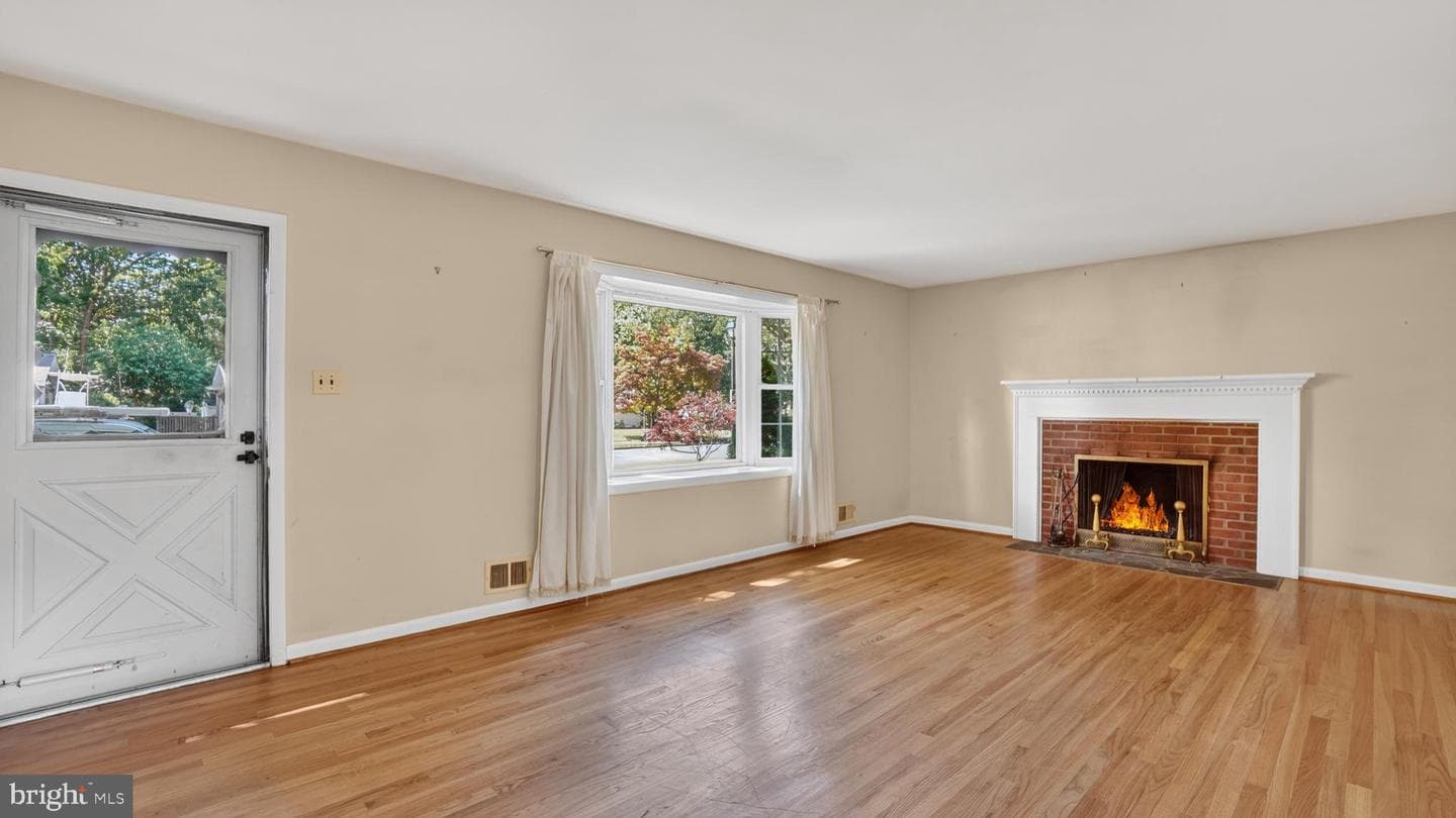 309 Balsam Drive photo 3