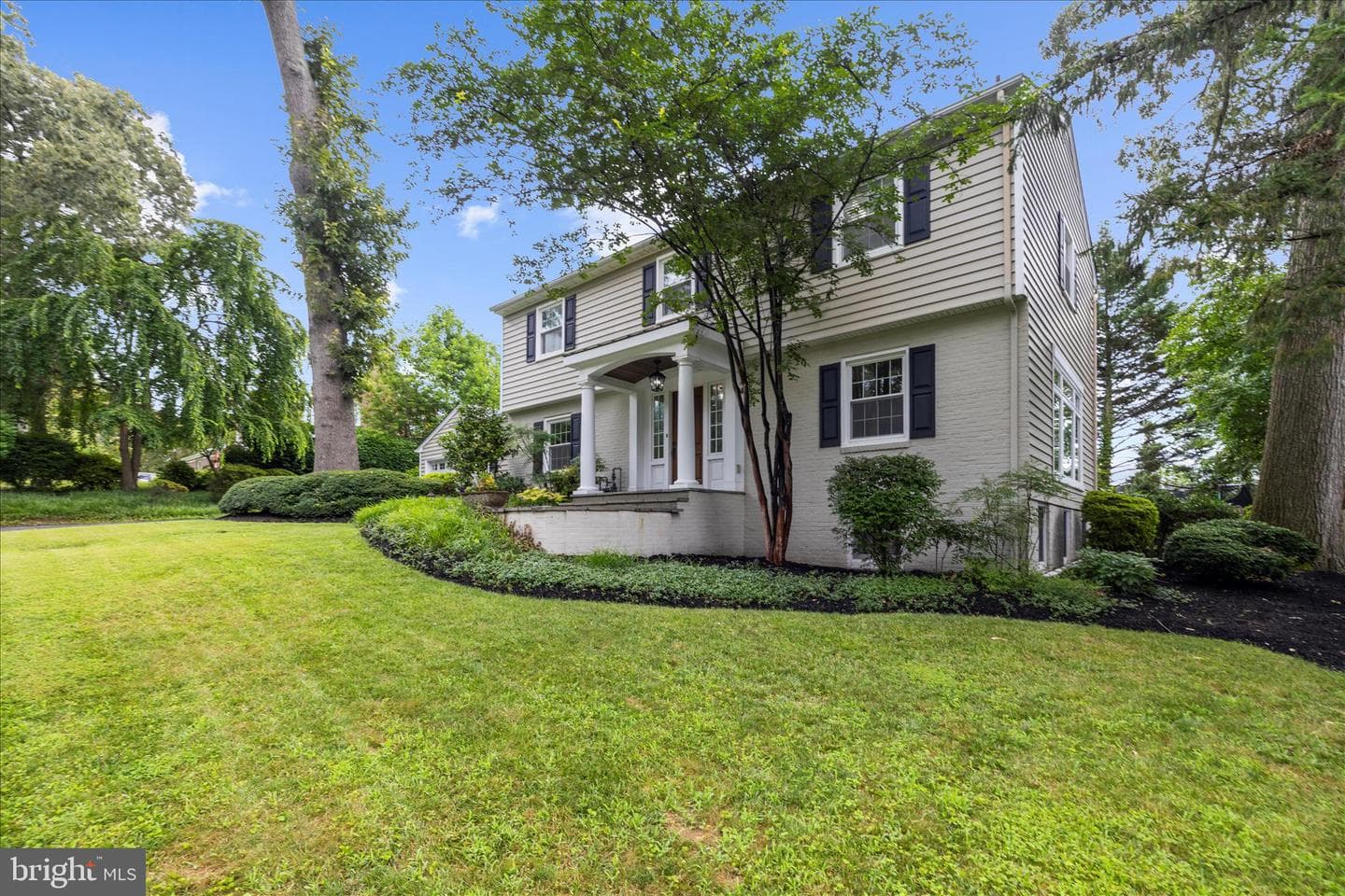 305 Saint Ives Drive photo 106