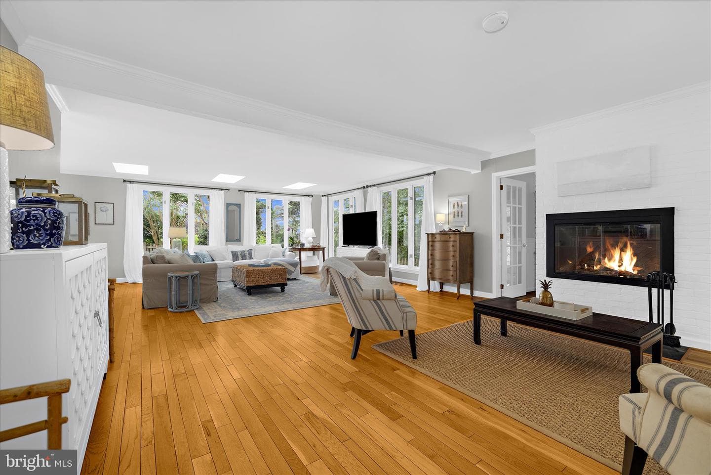 305 Saint Ives Drive photo 11