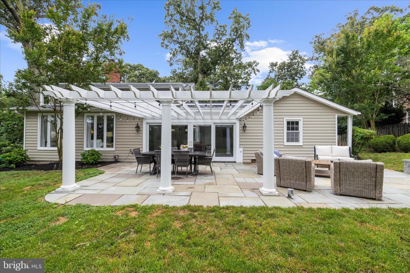 305 Saint Ives Drive photo 61