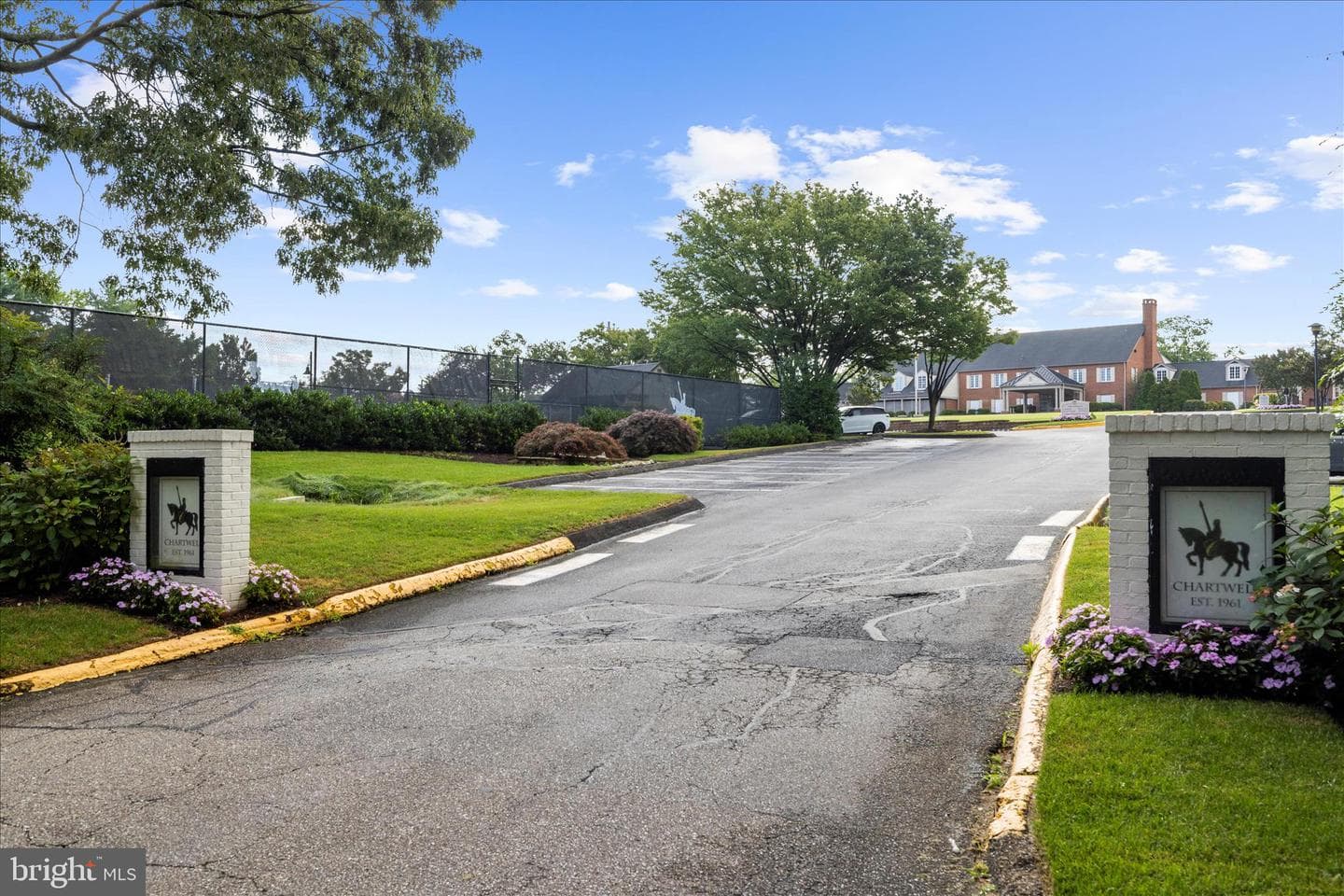 305 Saint Ives Drive photo 69