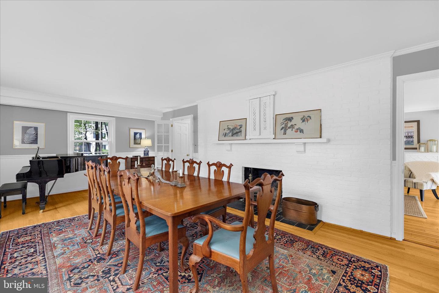305 Saint Ives Drive photo 8
