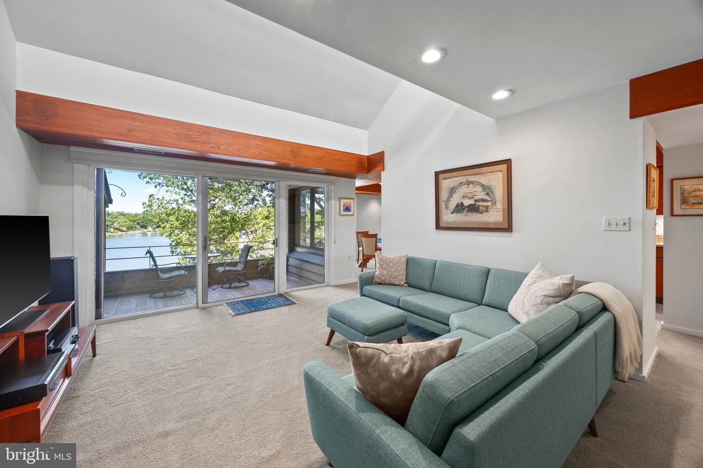 6 President Point Dr # B3 photo 5