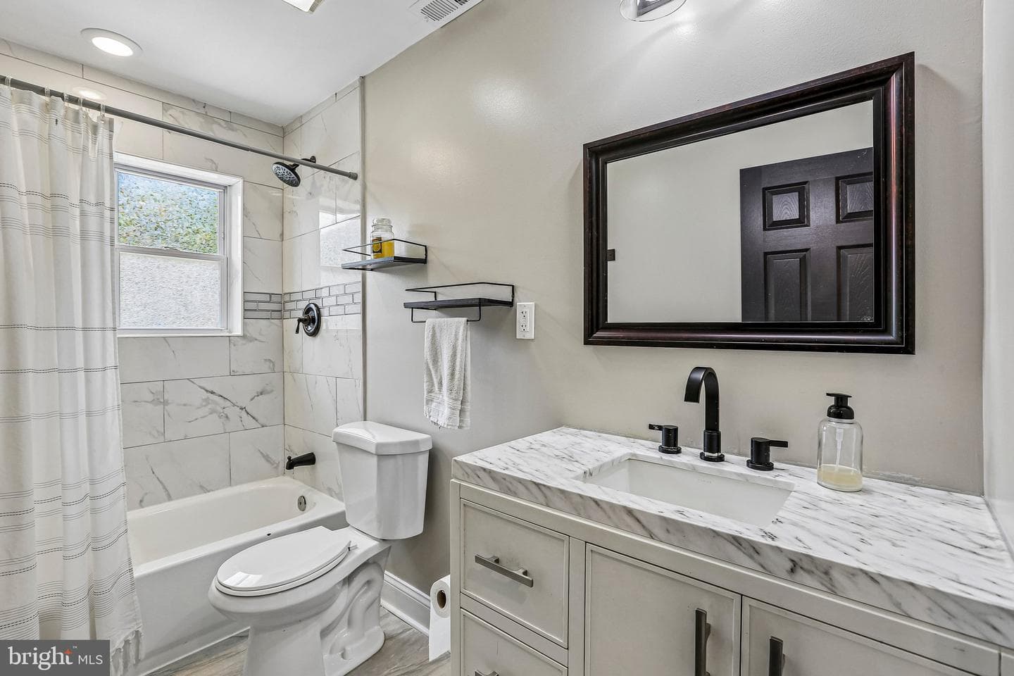 209 Otis Drive photo 16