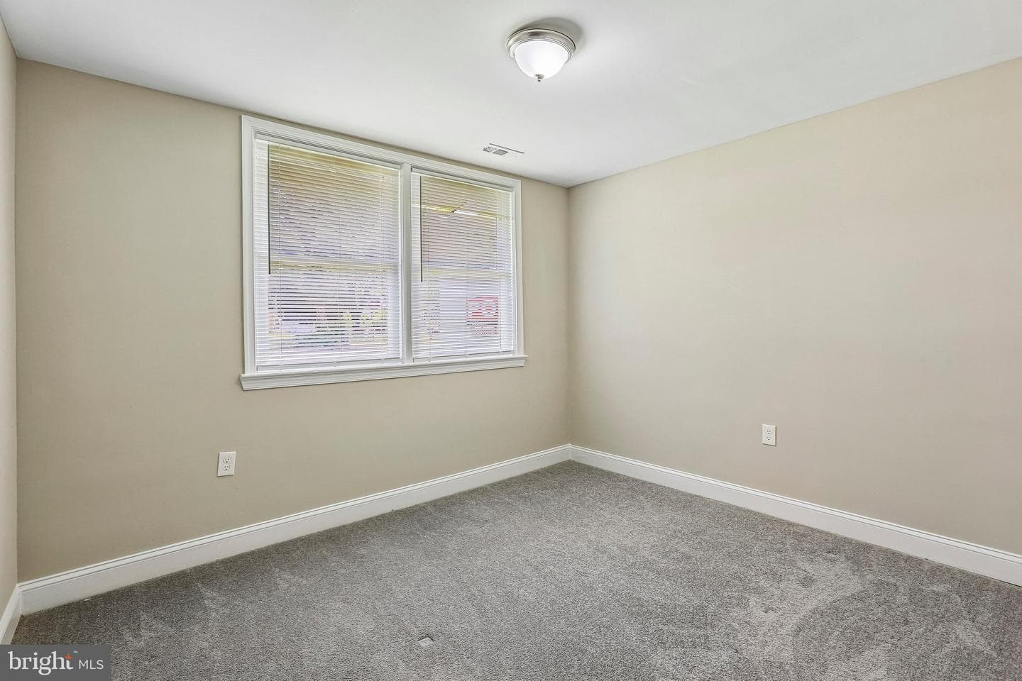 209 Otis Drive photo 17