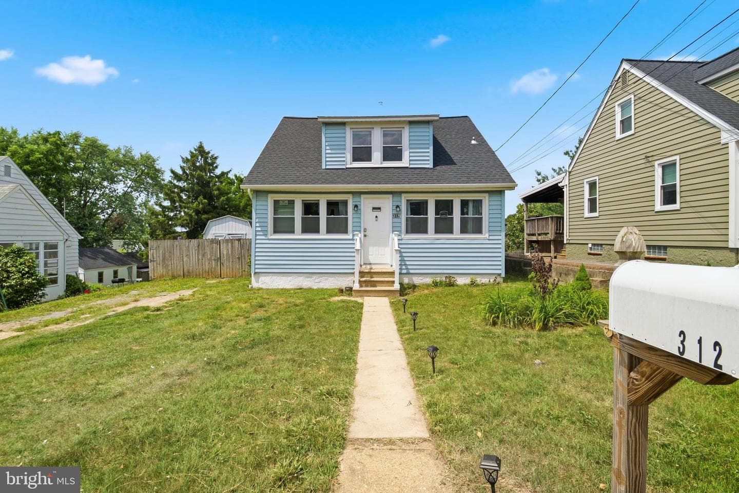312 Orchard Avenue photo 1
