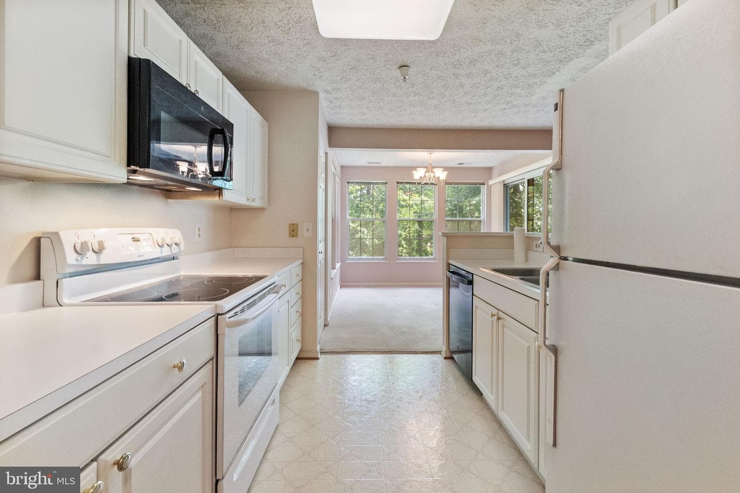 2452 Apple Blossom Lane #202 photo 13