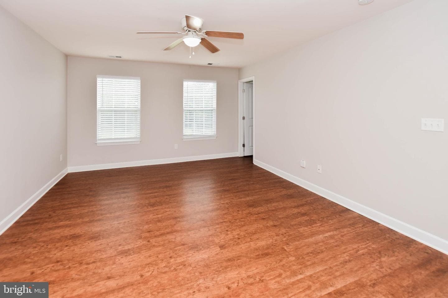 1638 Coolidge Avenue photo 39