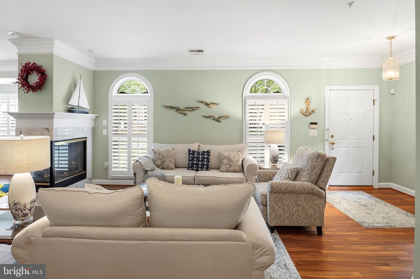 338 Hamlet Circle photo 5