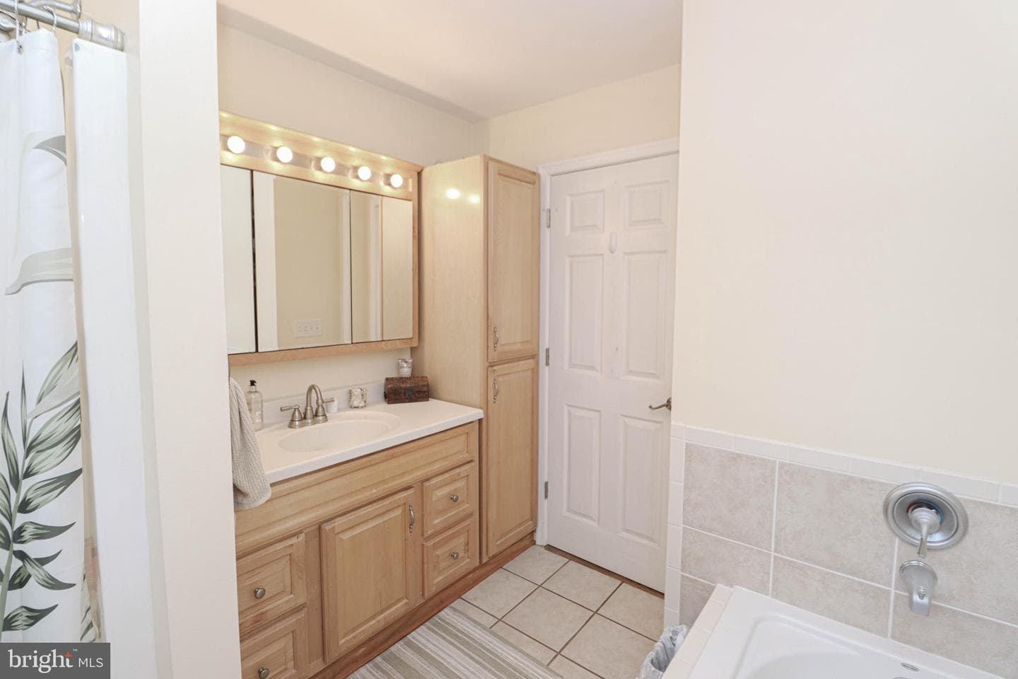 914 Holly Avenue photo 21
